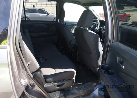 2021 Honda Passport Awd Sport from USA, damaged, VIN 5FNYF8H21MB001770